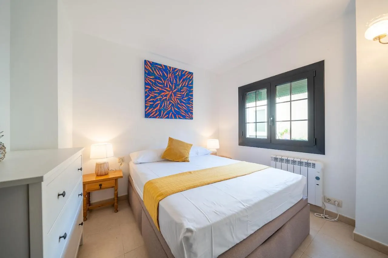 Apartamento Claire L' Escala 0*,